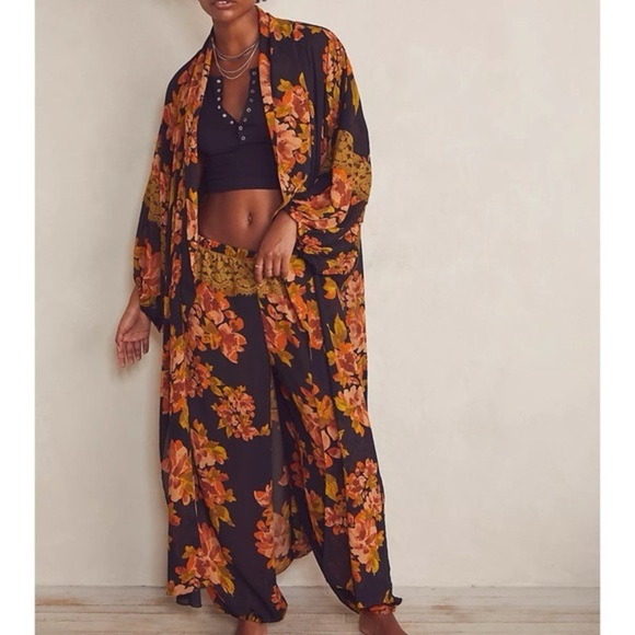 Free People Black Orange Floral Monday Morning Kimono Duster Size XS/S - Picture 3 of 6